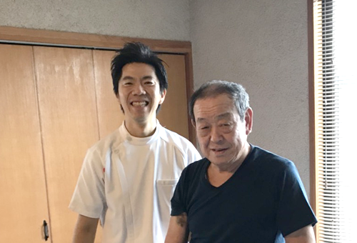 健康保険で受けられます、障がい者手帳をお持ちの方、生活保護受給の方、お問い合わせ下さい。